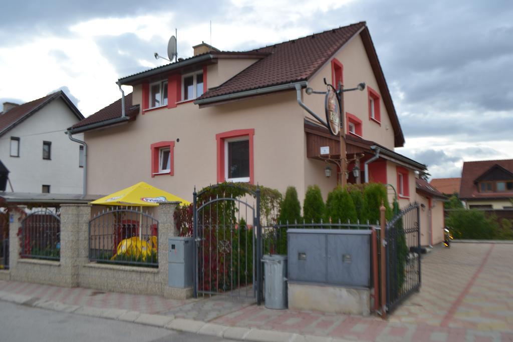 Penzion Abahouse Liptovský Mikuláš エクステリア 写真